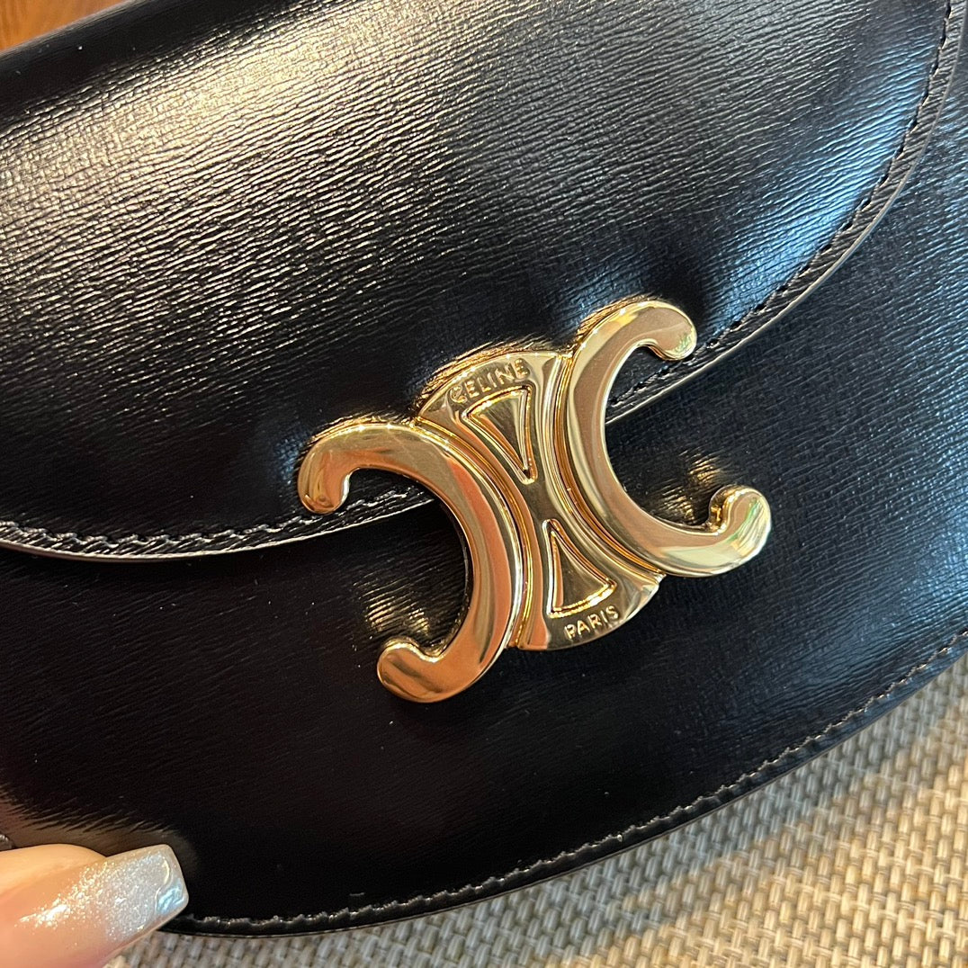 Pronta Entrega – Bolsa Celine Besace Clea Mini em Couro