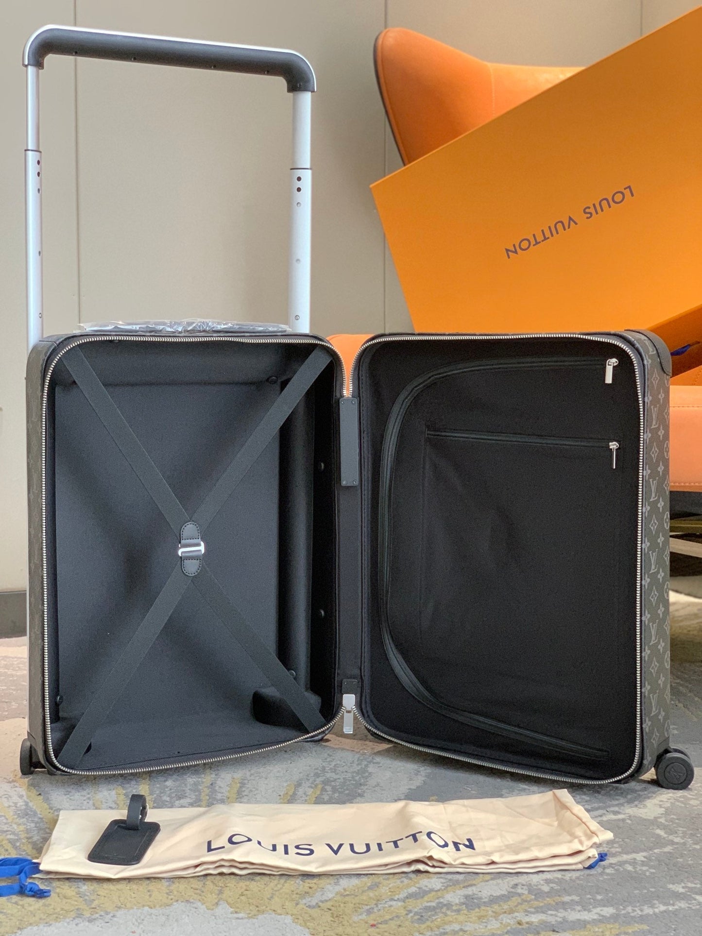 Pronta Entrega – Mala Modelo Louis Vuitton Horizon 55