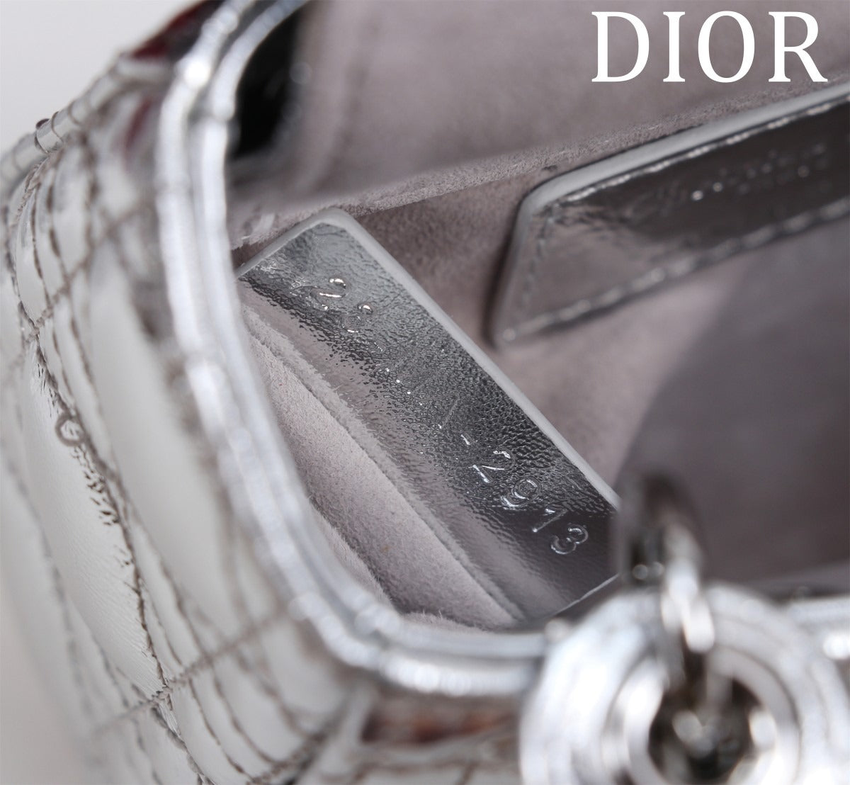 Pronta Entrega – Bolsa Lady Dior Míni Metálico Prata