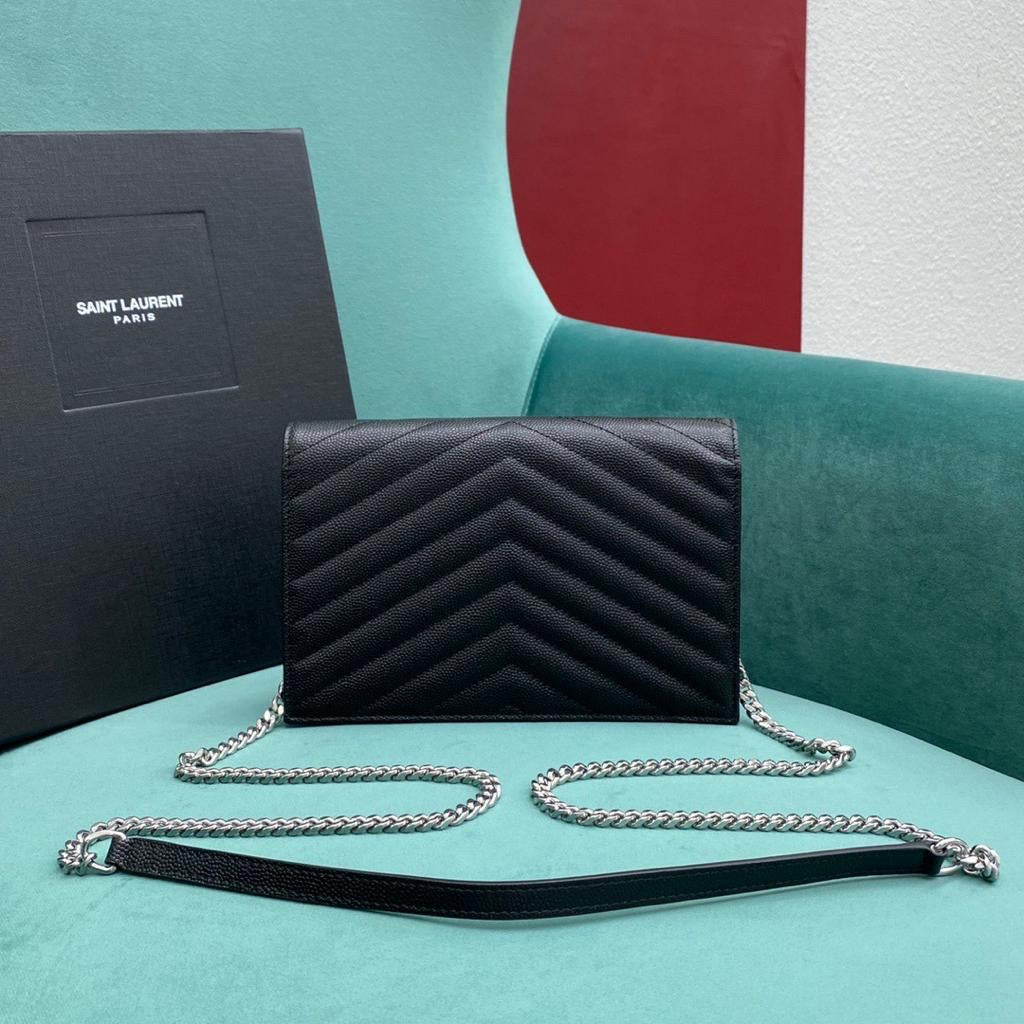 Pronta Entrega – Clutch Modelo Saint Laurent Envelope Matelassê