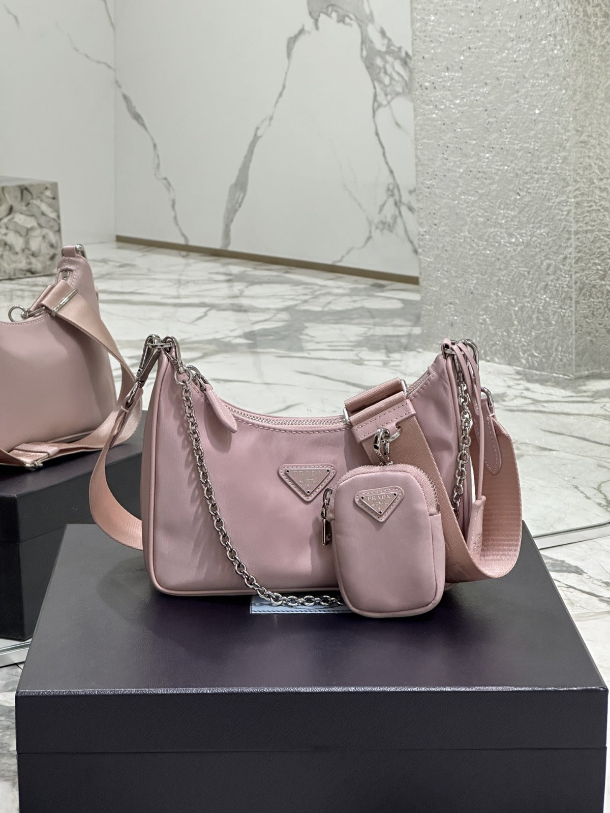Pronta Entrega – Bolsa Prada Re-Nylon Prada Re-Edition 2005