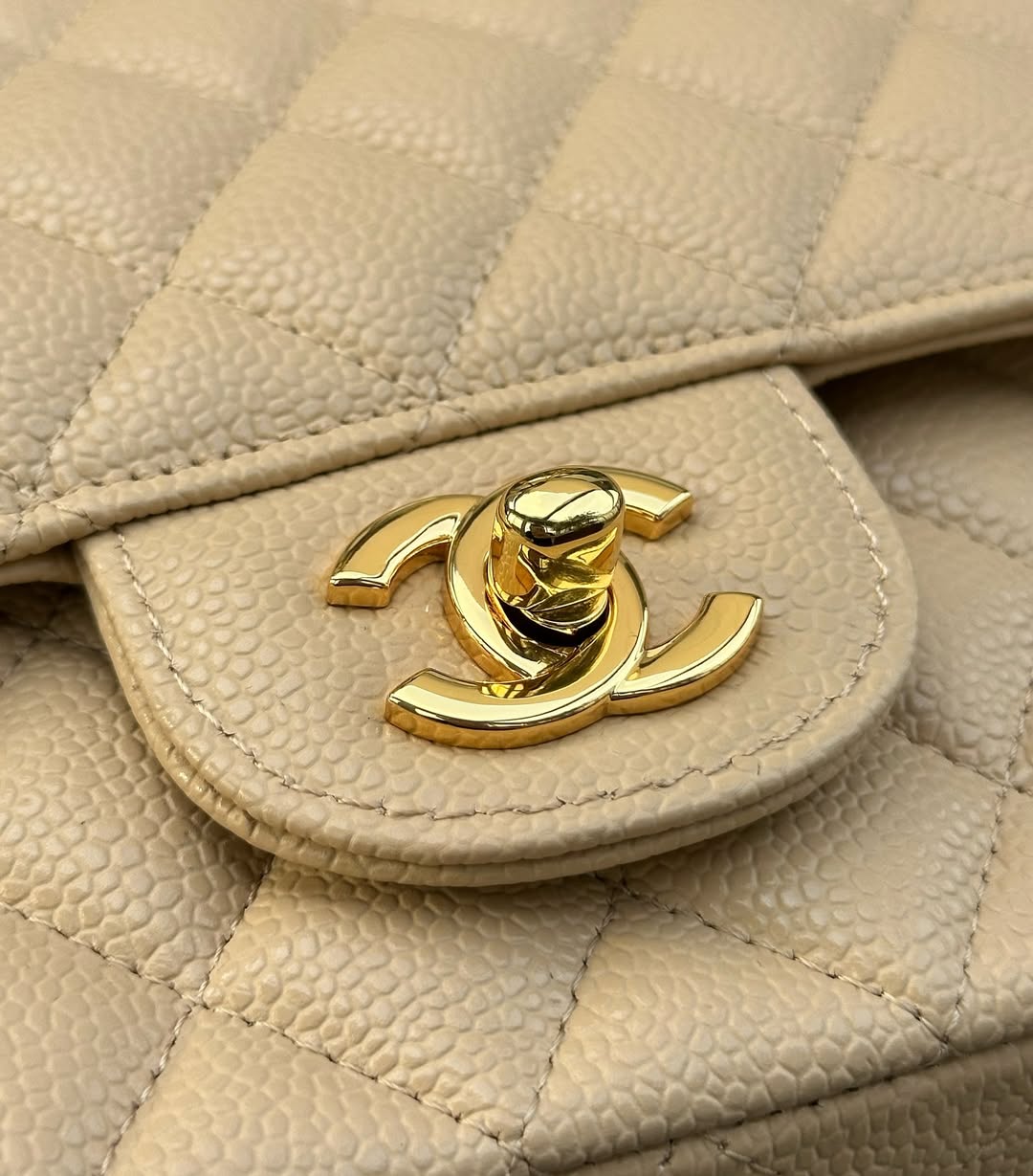 Pronta Entrega – PRONTA-ENTREGA – CHANEL DOUBLE FLAP BAG MEDIUM BEIGE CLAIR
