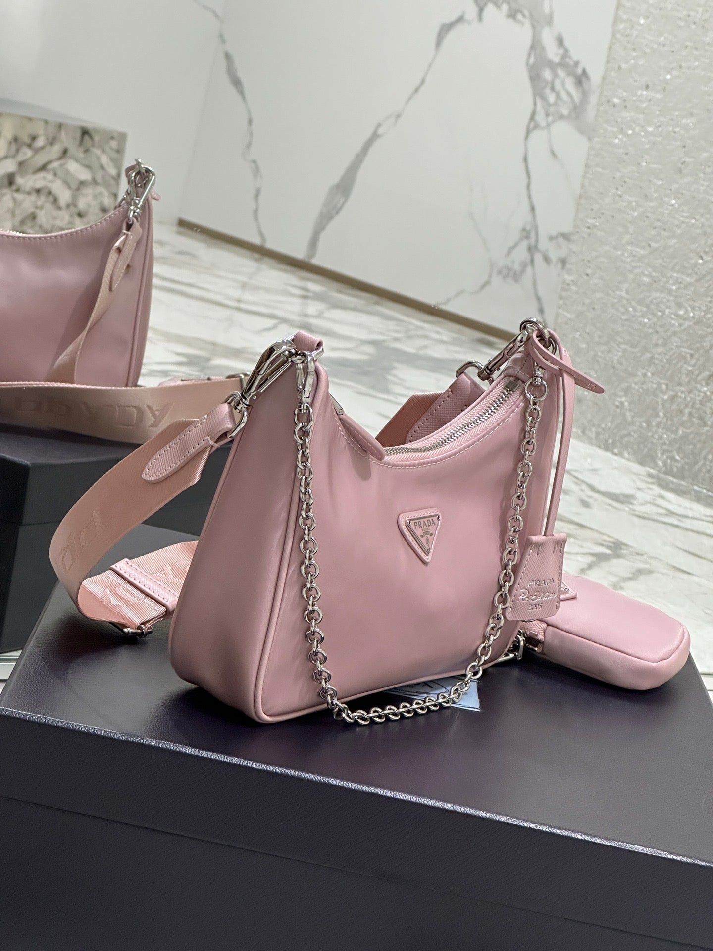 Pronta Entrega – Bolsa Prada Re-Nylon Prada Re-Edition 2005
