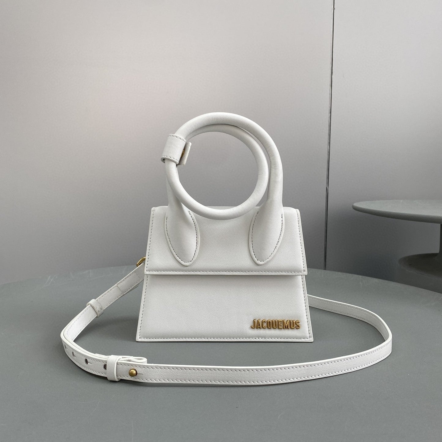 Pronta Entrega – Bolsa Modelo Jacquemus Le Chiquito Noeud