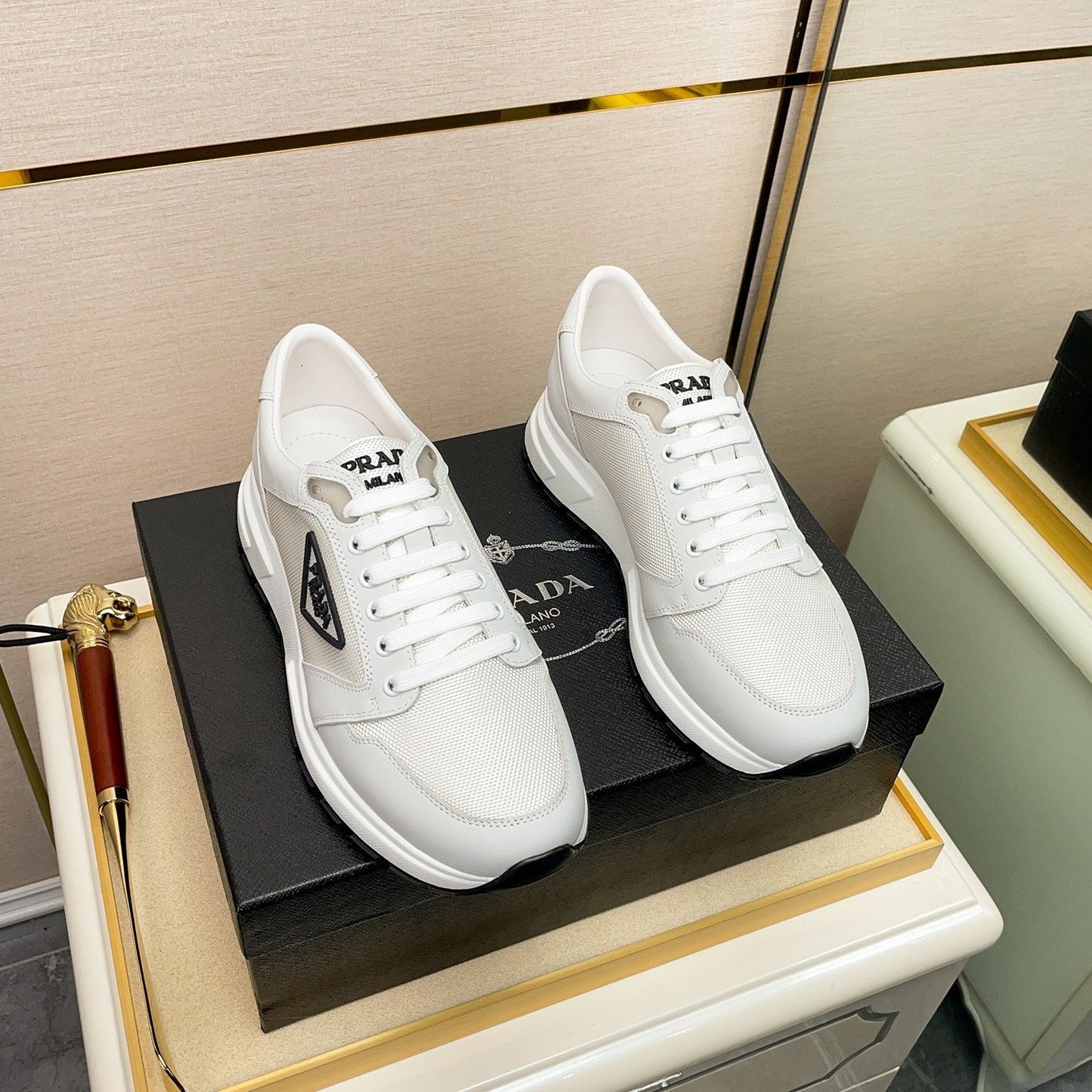Pronta Entrega – Tênis Modelo Prada