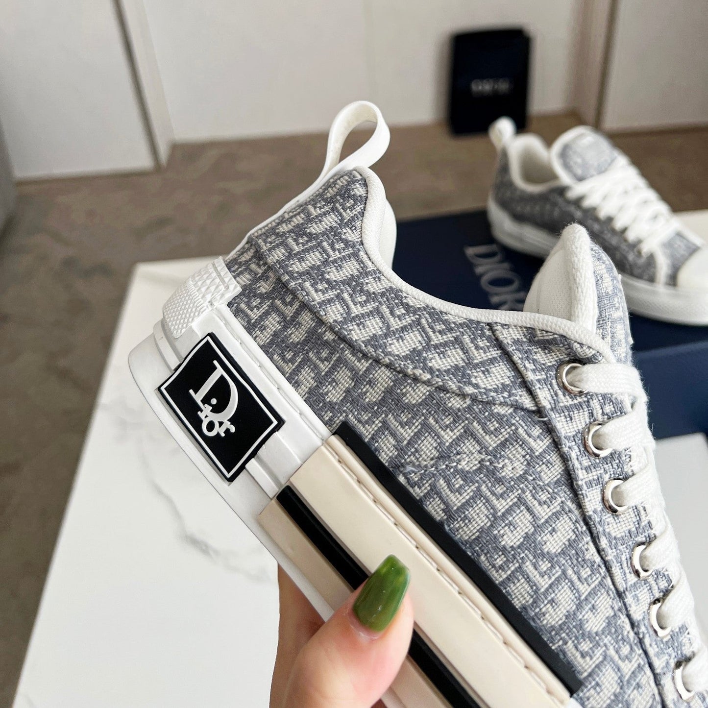 Pronta Entrega – Tênis Modelo Dior
