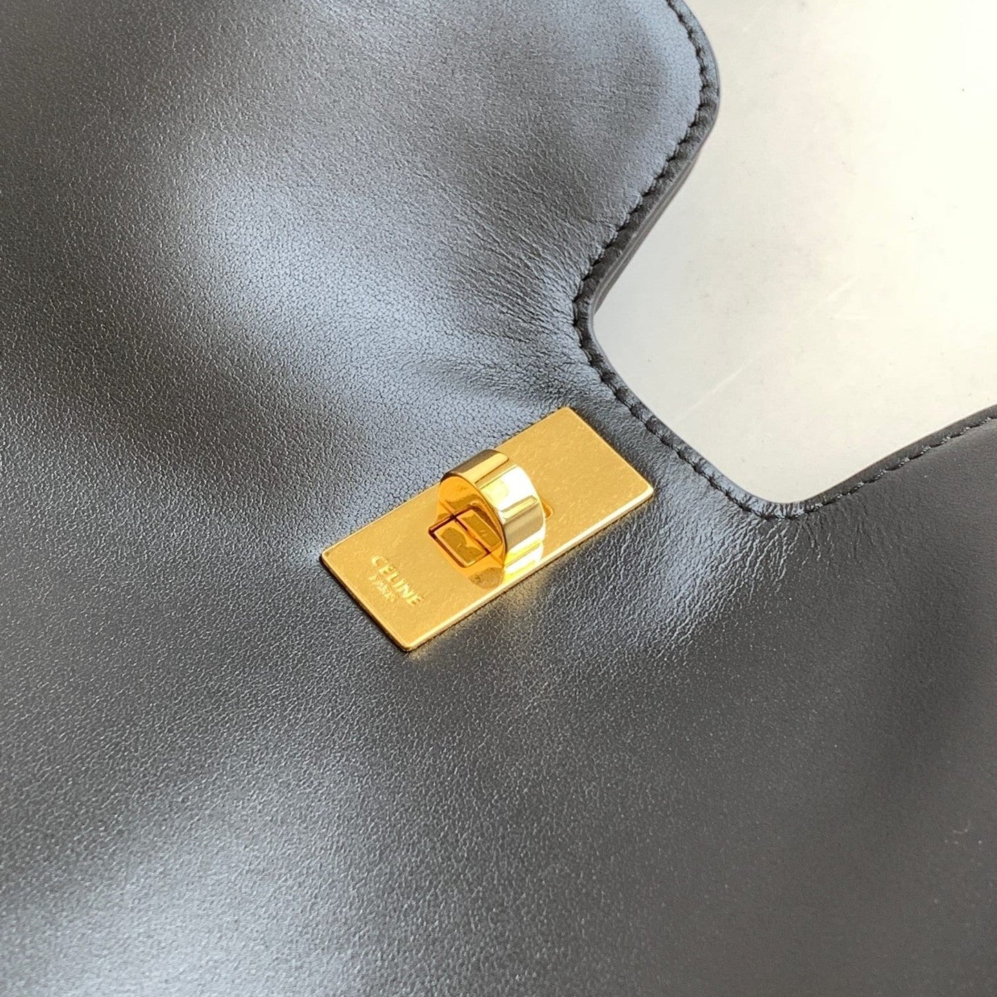 Pronta Entrega – PRONTA-ENTREGA – Bolsa Modelo Celine Cabas 16