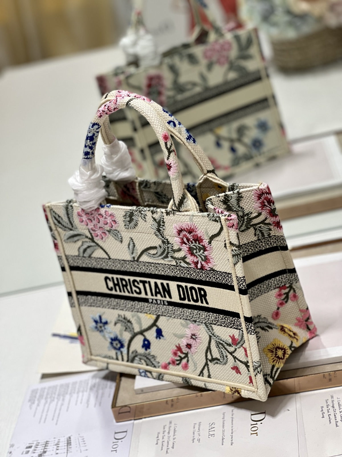 Pronta Entrega – Bolsa Modelo Dior Tote Book Pequena