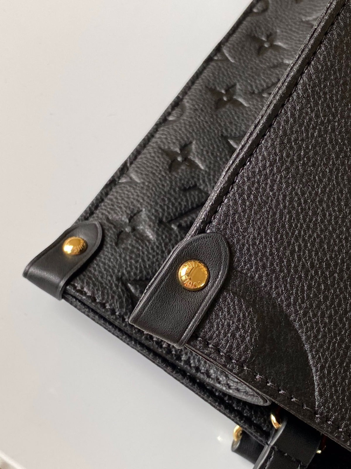 Pronta Entrega – Bolsa Modelo Louis Vuitton Onthego MM