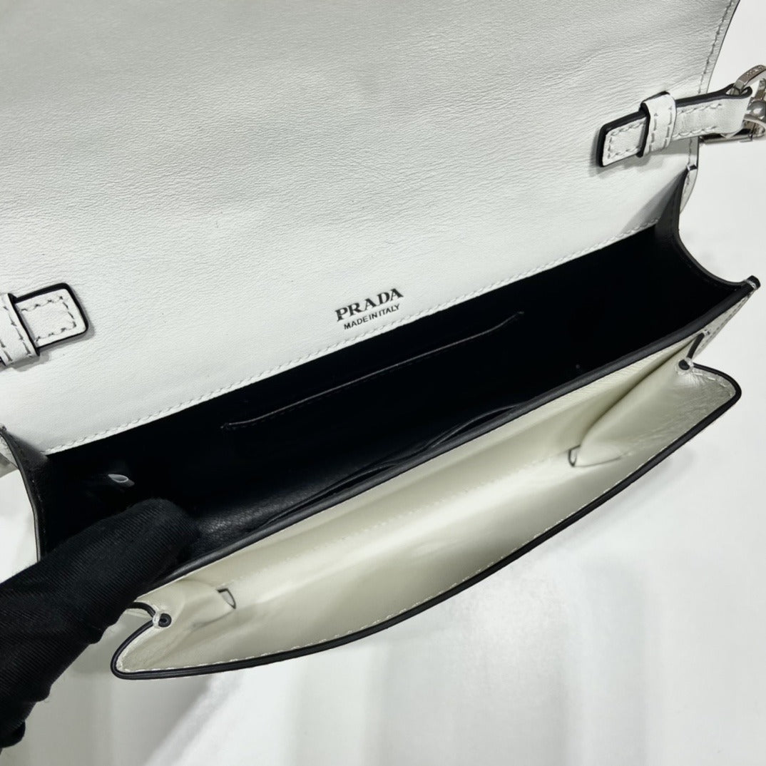 Pronta Entrega – Bolsa Modelo Prada Envelope Mini em Couro Saffiano