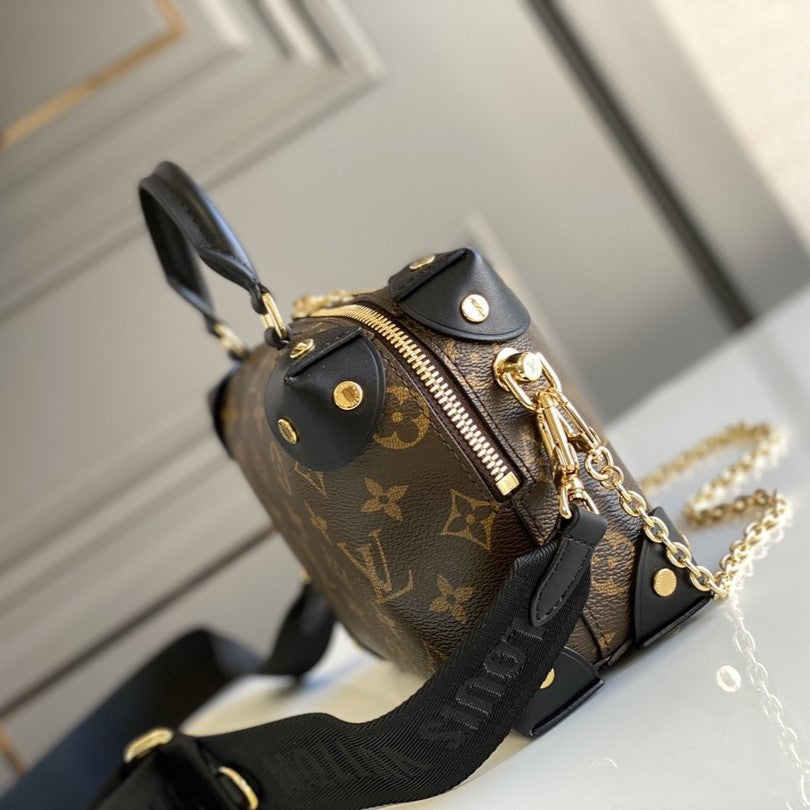 Pronta Entrega – Bolsa Modelo Louis Vuitton Petite Malle Souple Monogram Preto e Bege