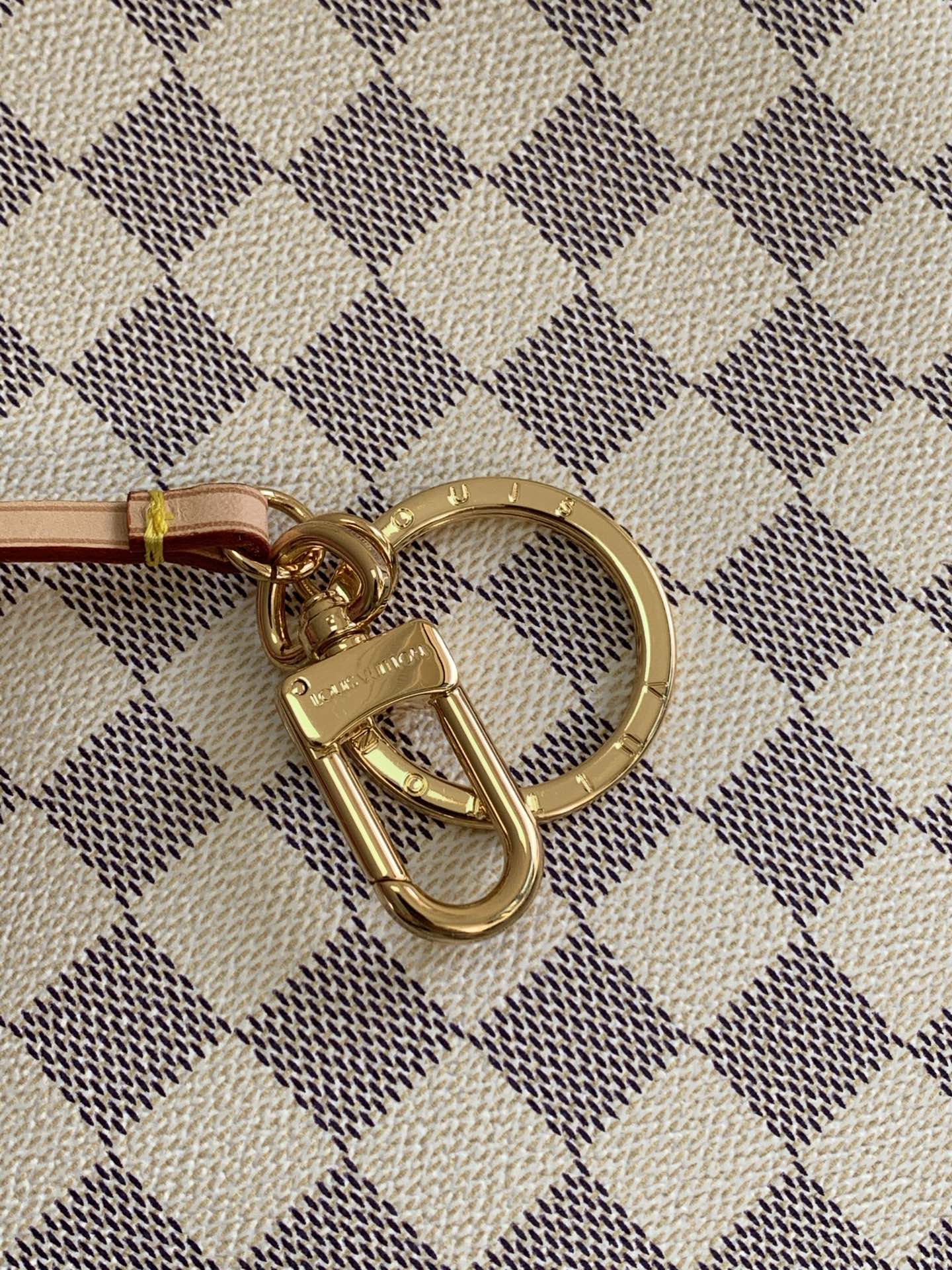 Pronta Entrega – Bolsa Louis Vuitton Artsy Monograma MM