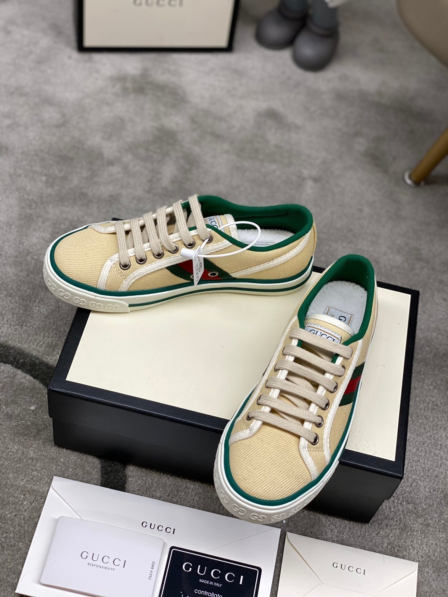 Pronta Entrega – Sneaker Modelo Gucci Tennis 1977
