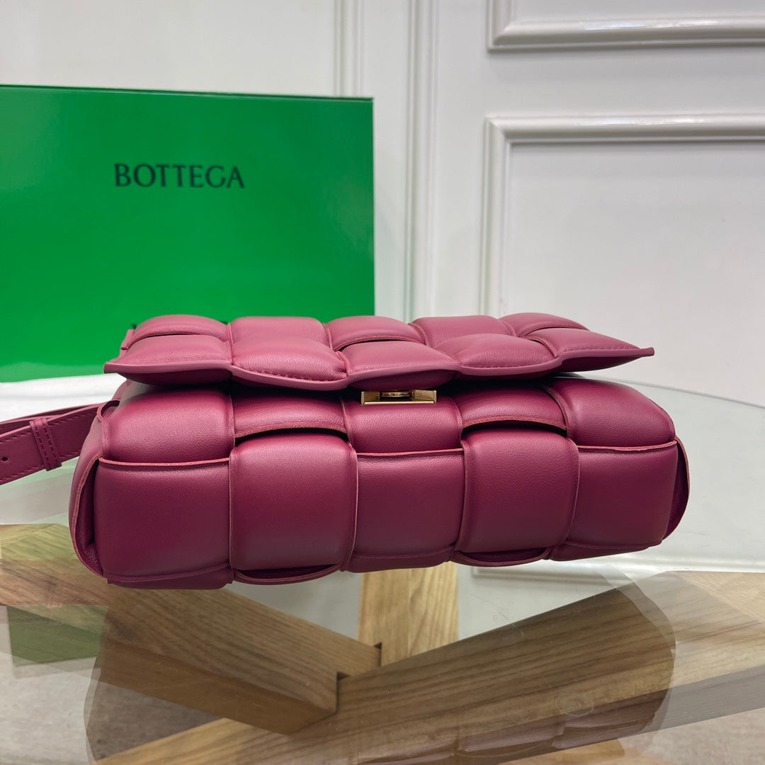 Pronta Entrega – Bolsa Modelo Bottega Cassete Transversal