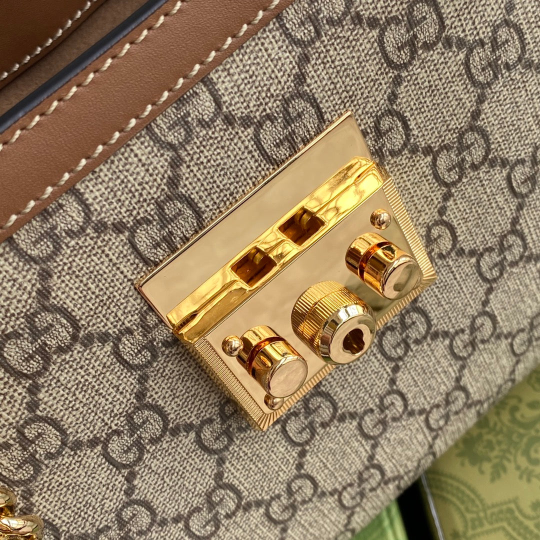 Pronta Entrega – Bolsa Gucci Padlock GG de Ombro Pequena