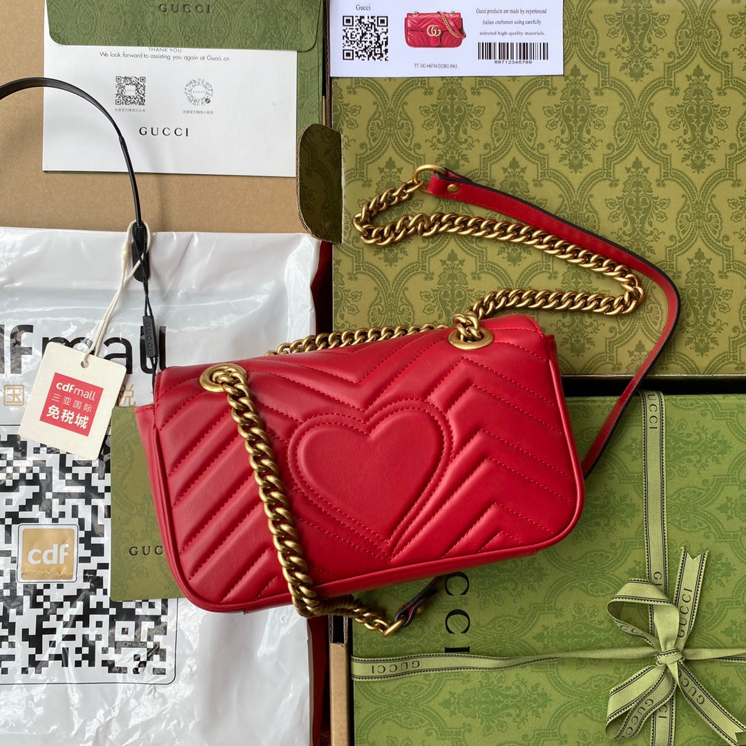 Pronta Entrega – Gucci Bolsa GG Marmont Matelassê Média