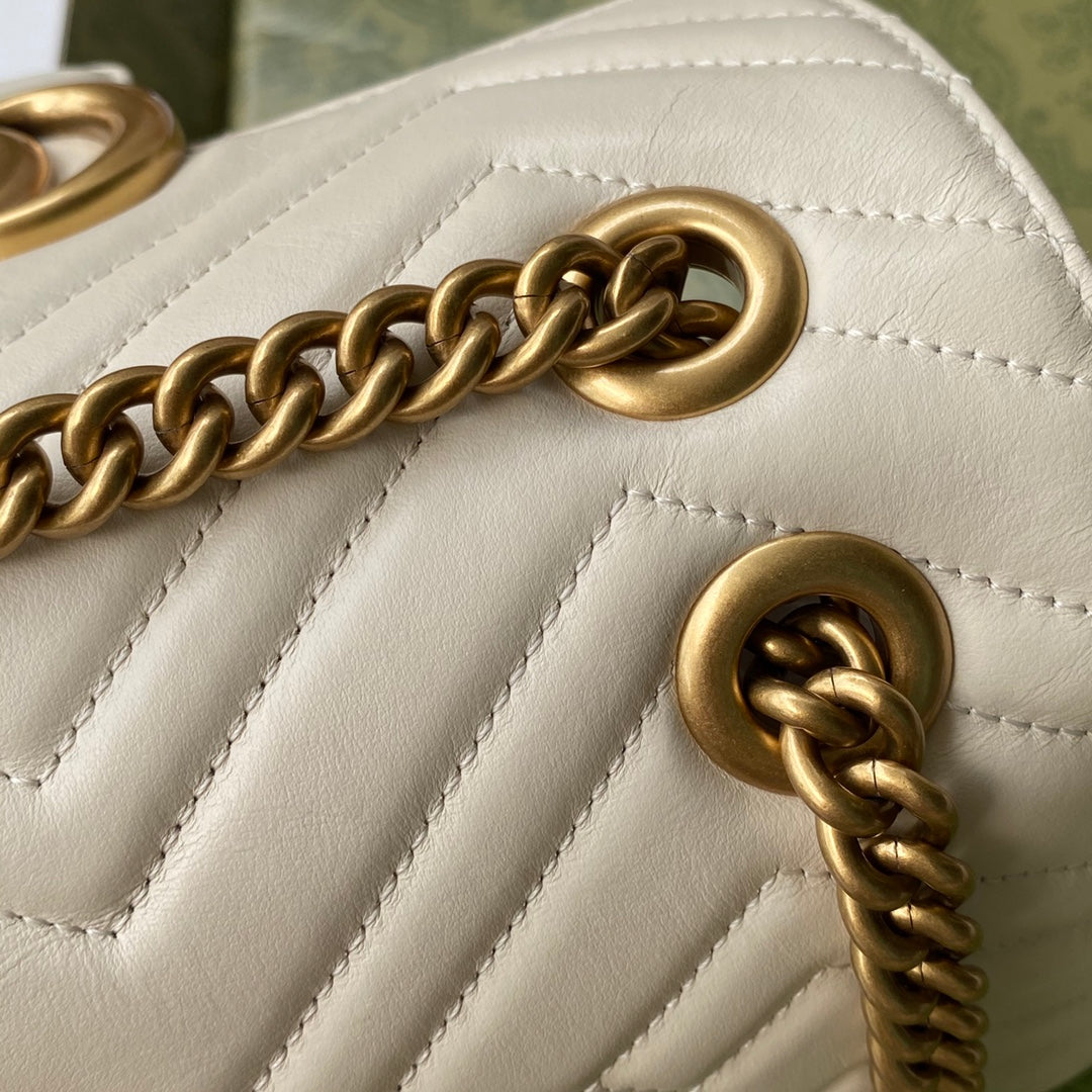 Pronta Entrega – Gucci Bolsa GG Marmont Matelassê Média