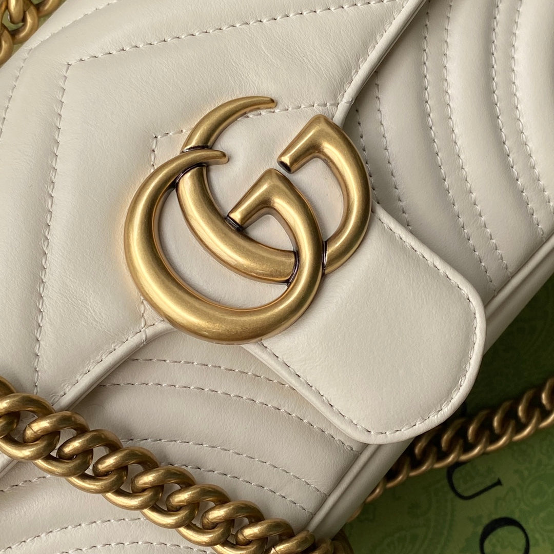 Pronta Entrega – Gucci Bolsa GG Marmont Matelassê Média