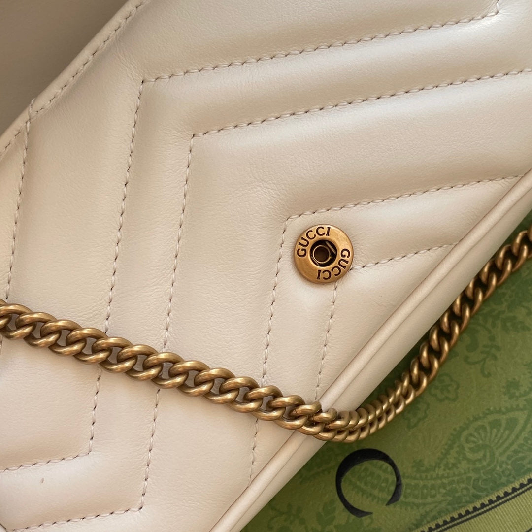 Pronta Entrega – Bolsa Gucci GG Marmont Matelassê Pequena