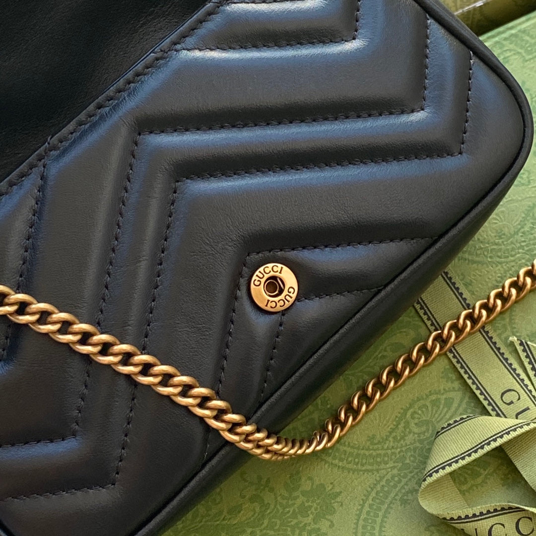 Pronta Entrega – Bolsa Gucci GG Marmont Matelassê Pequena
