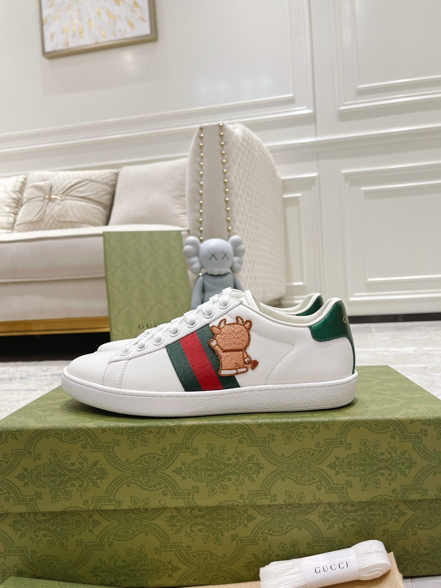 Pronta Entrega – Tênis Modelo Gucci X Doraemon