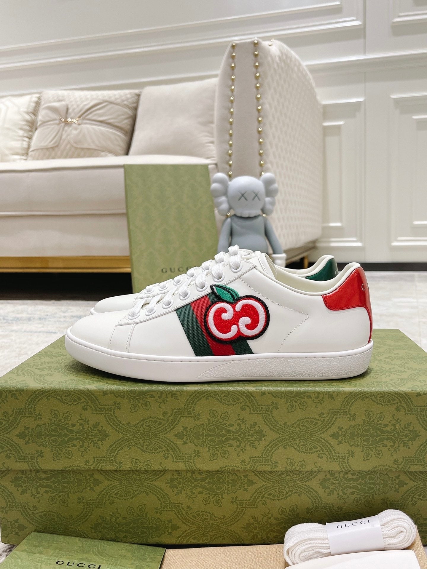 Pronta Entrega – Sneaker Modelo Gucci Apple