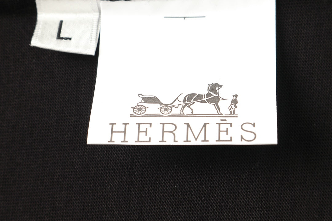 Pronta Entrega – Camiseta Modelo Hermès Horsebit