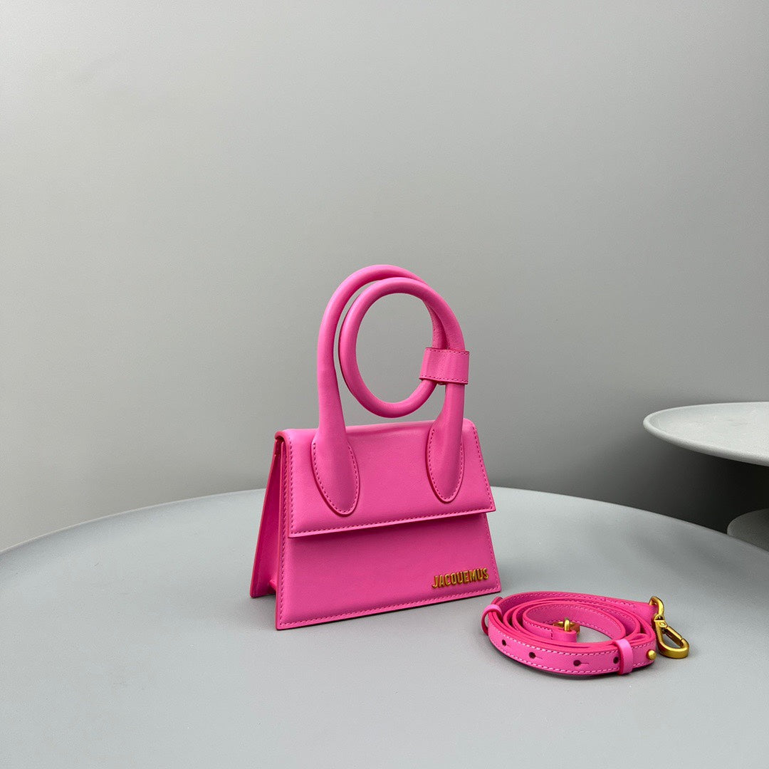 Pronta Entrega – Bolsa Modelo Jacquemus Le Chiquito Noeud