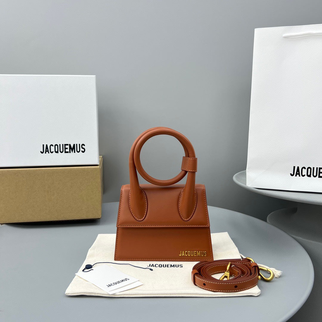 Pronta Entrega – Bolsa Modelo Jacquemus Le Chiquito Noeud