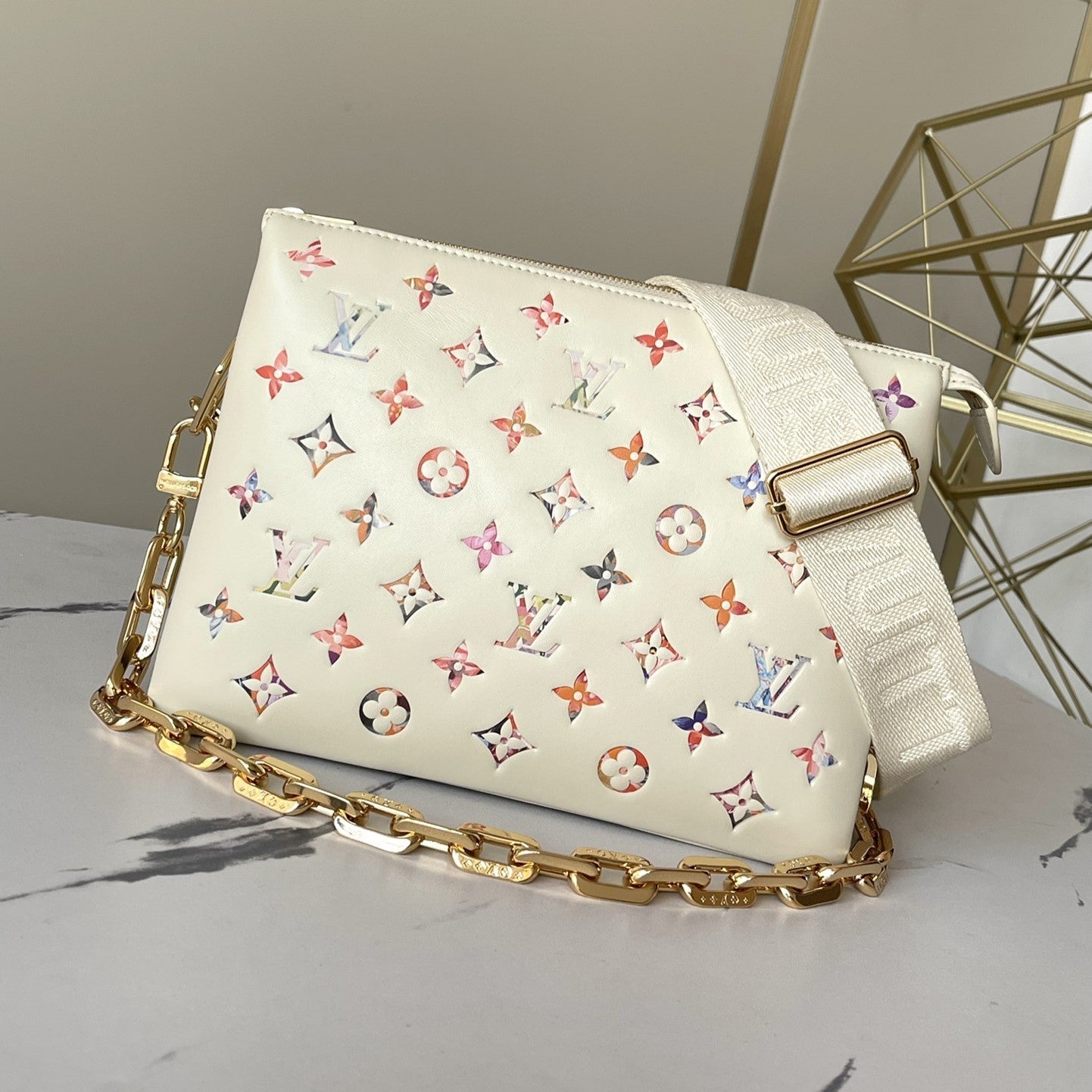 Pronta Entrega – Bolsa Modelo Louis Vuitton Garden Coussin