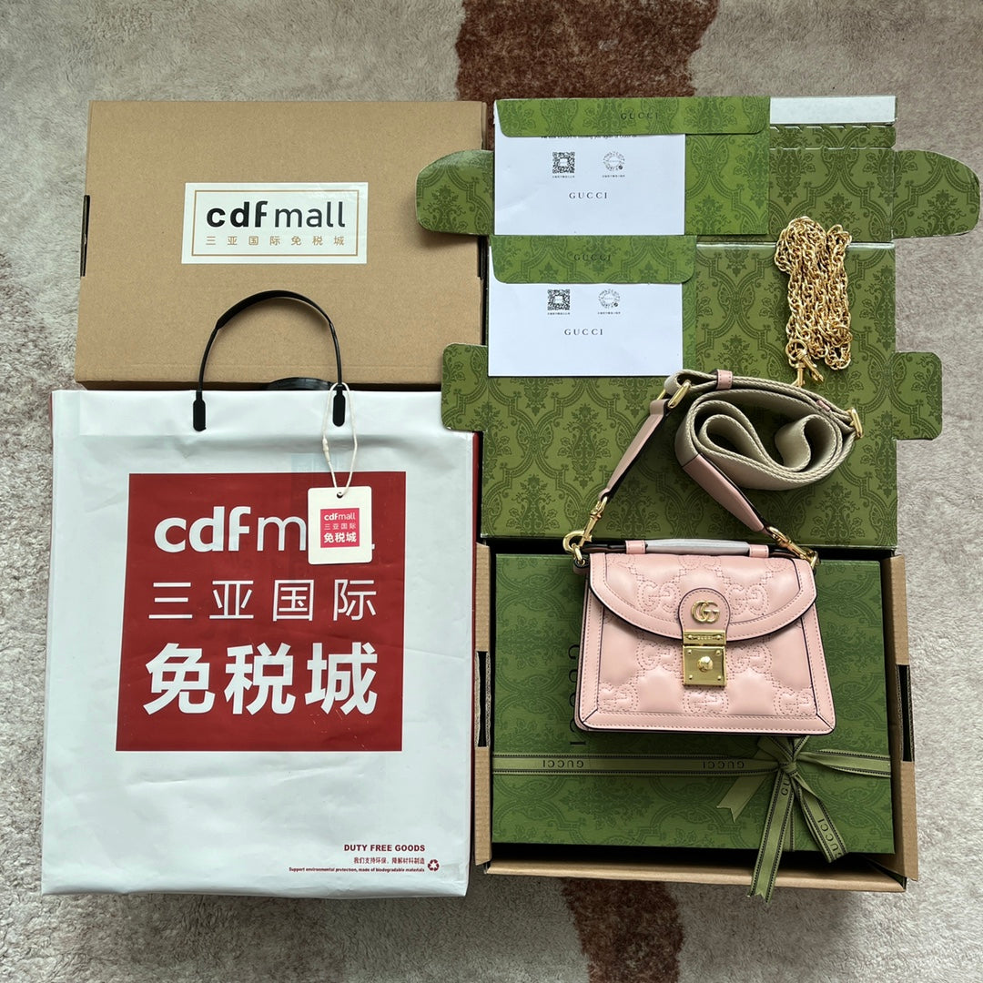 Pronta Entrega – Bolsa Gucci GG matelassê Pequena com Alça Superior