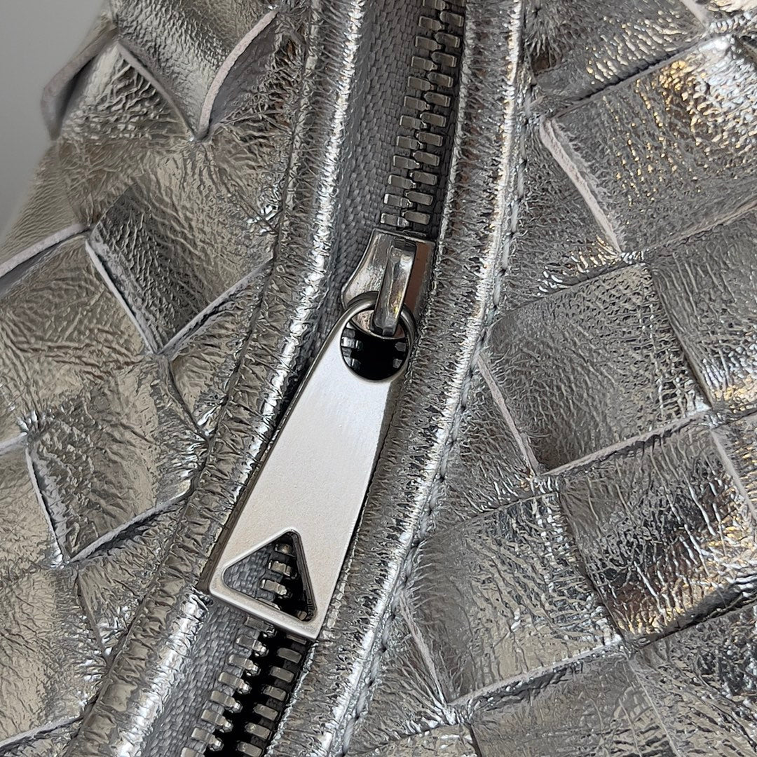 Pronta Entrega – Bolsa Modelo Bottega Veneta