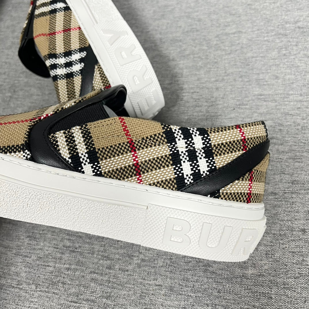 Pronta Entrega – Sneaker Modelo Burberry