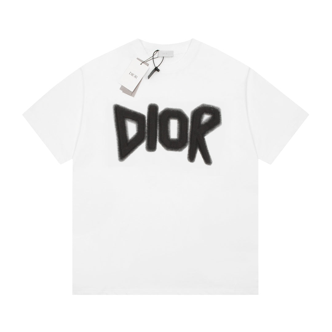 Pronta Entrega – Camiseta Modelo Dior