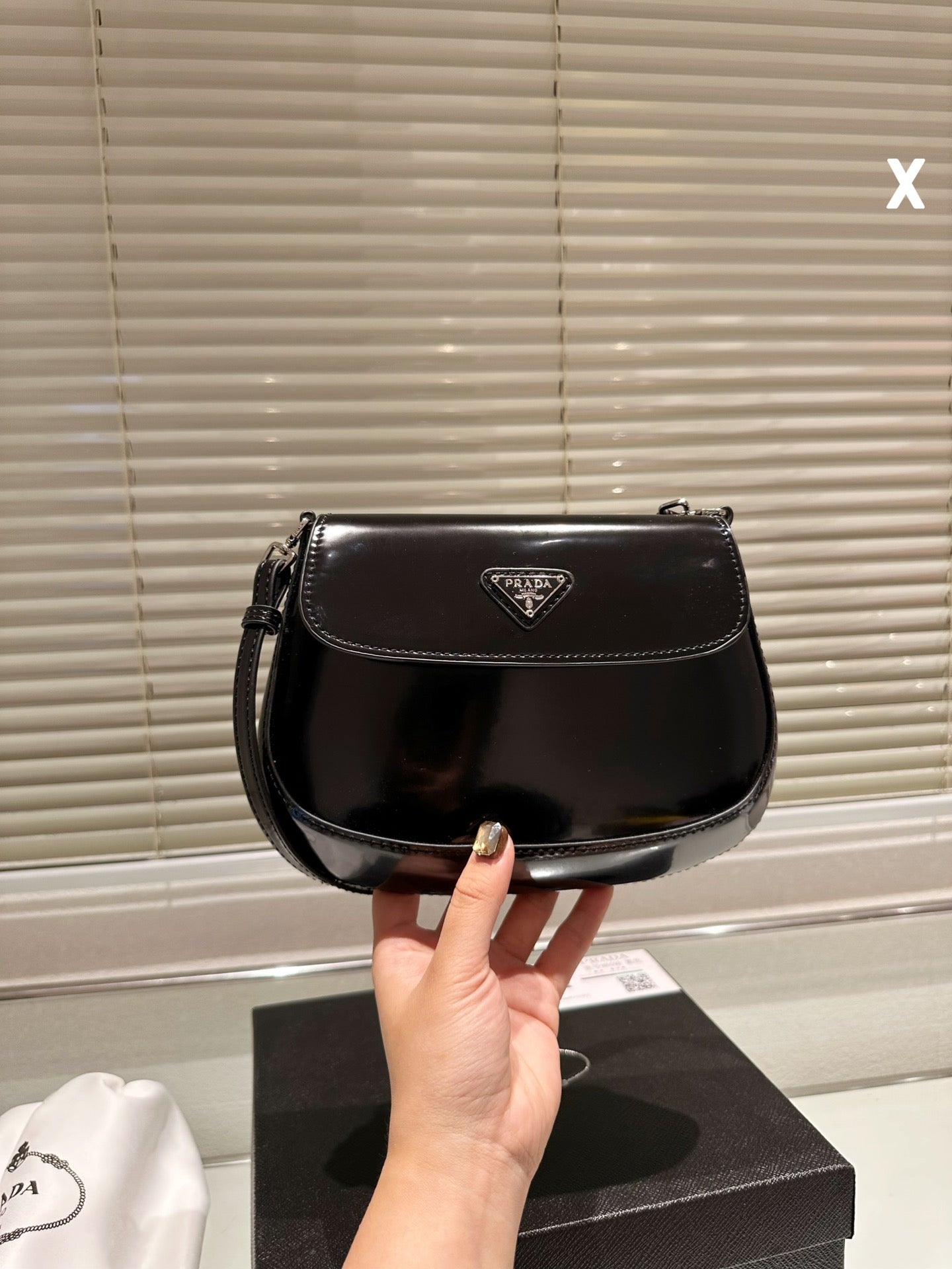Pronta Entrega – Bolsa Modelo Prada de Ombro Cleo