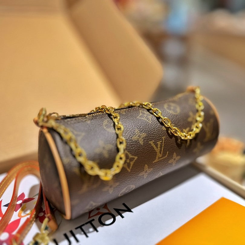 Pronta Entrega – Bolsa Modelo Louis Vuitton Baguete Papillon LV
