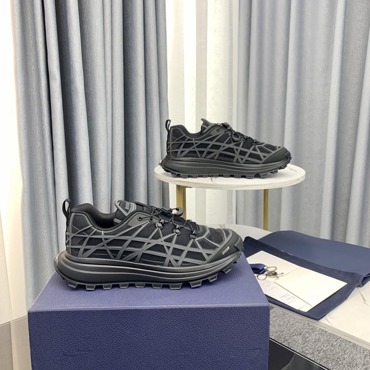 Pronta Entrega – Tênis Modelo Dior
