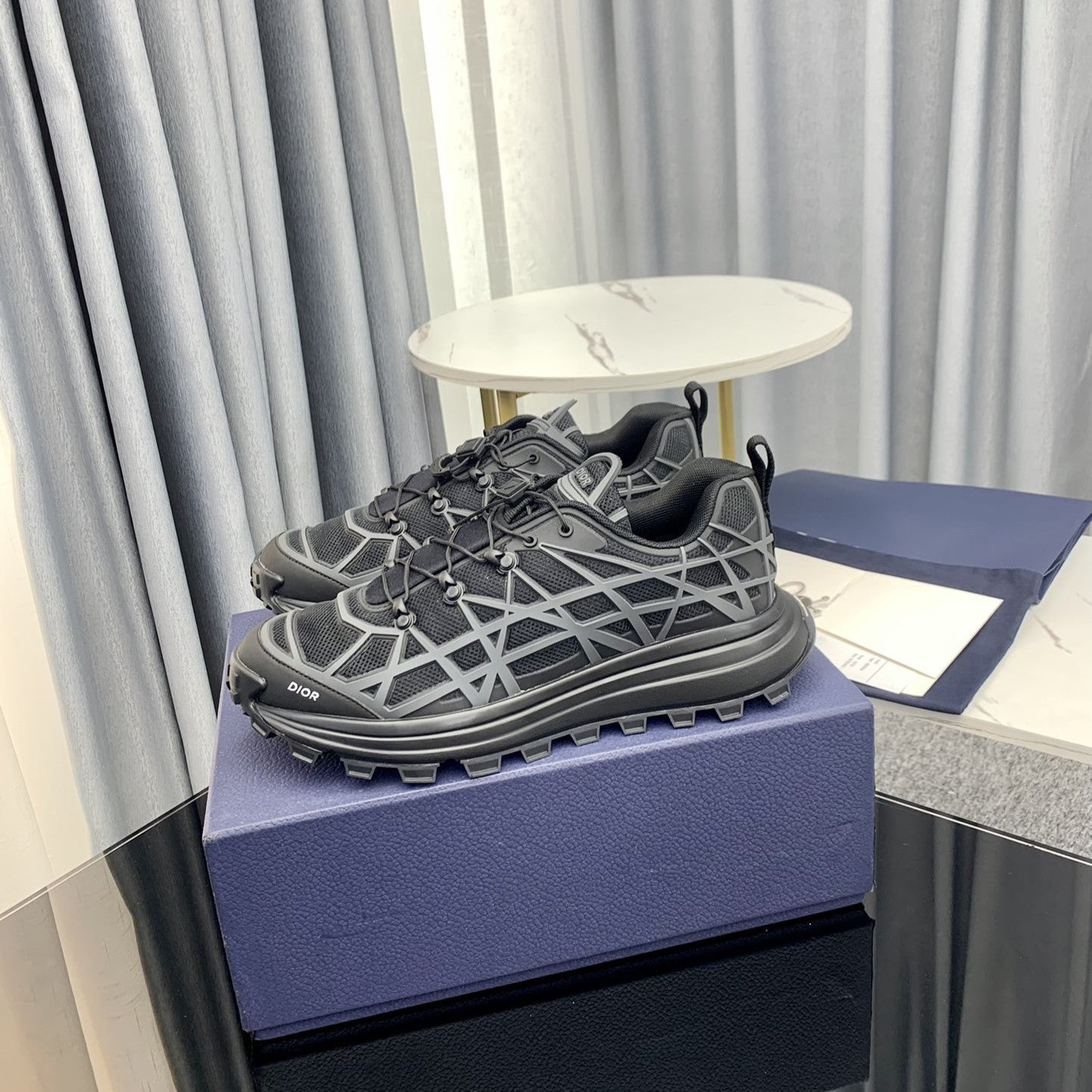 Pronta Entrega – Tênis Modelo Dior