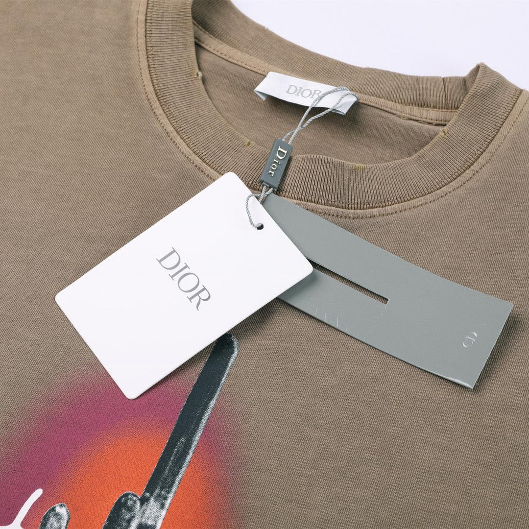 Pronta Entrega – Camiseta Modelo Dior
