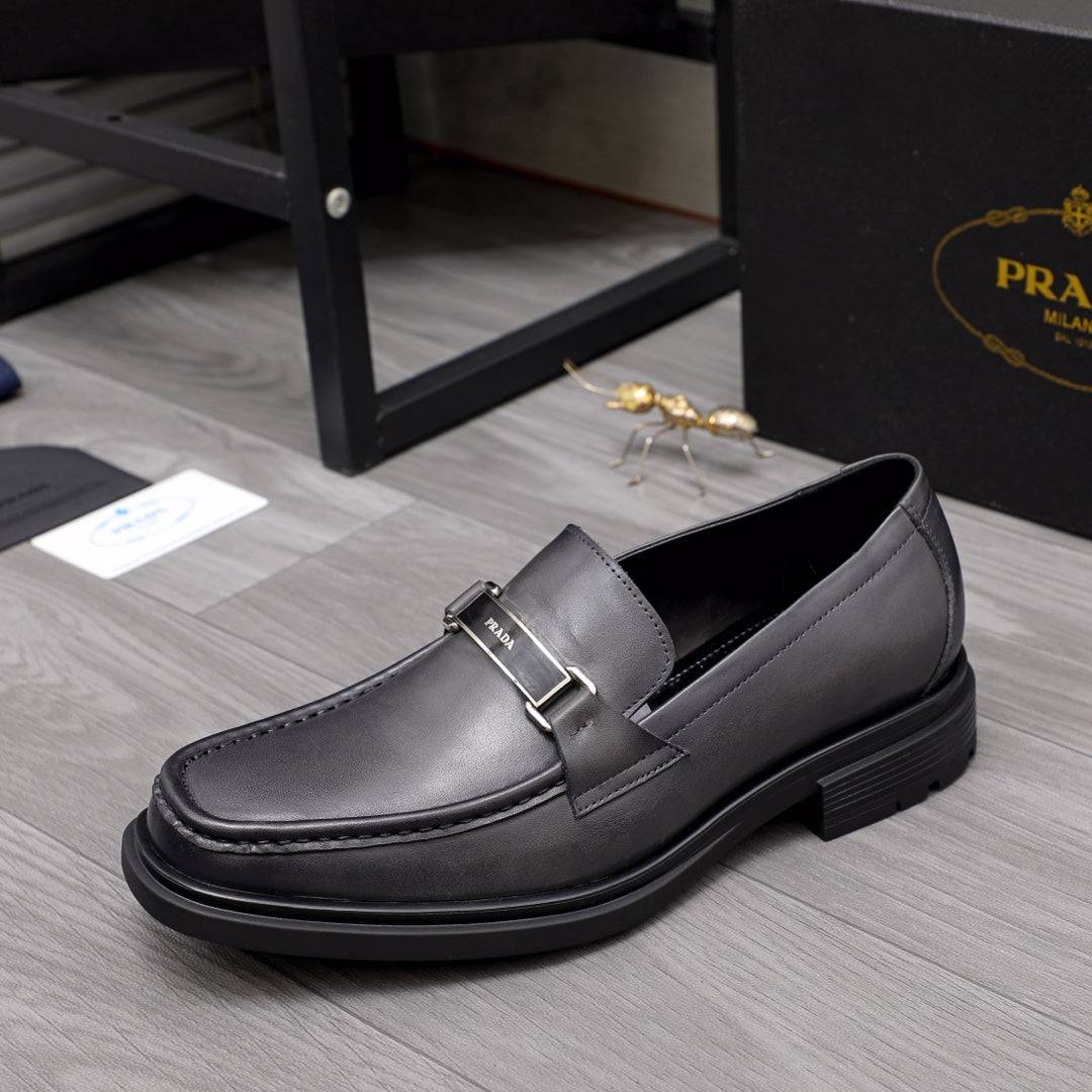 Pronta Entrega – Sapato Modelo Mocassim Prada