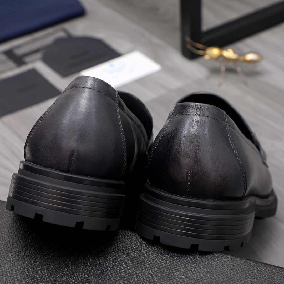 Pronta Entrega – Sapato Modelo Mocassim Prada