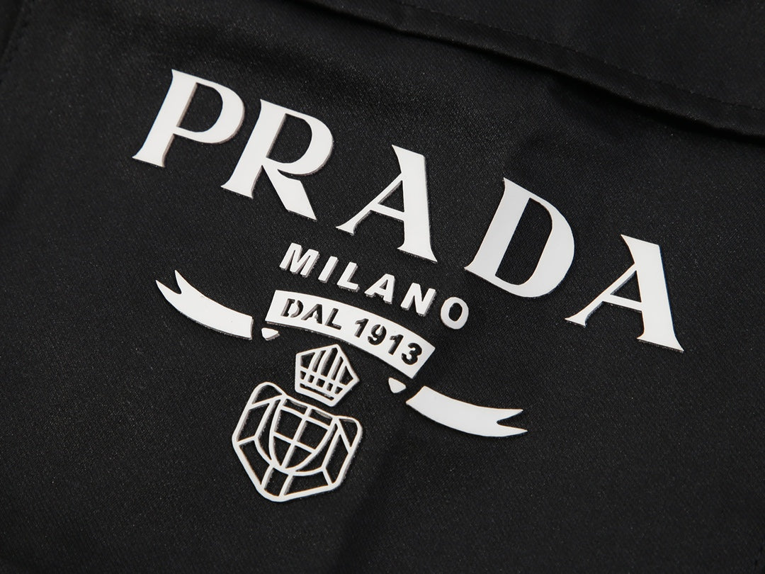Pronta Entrega – Shorts Modelo Prada