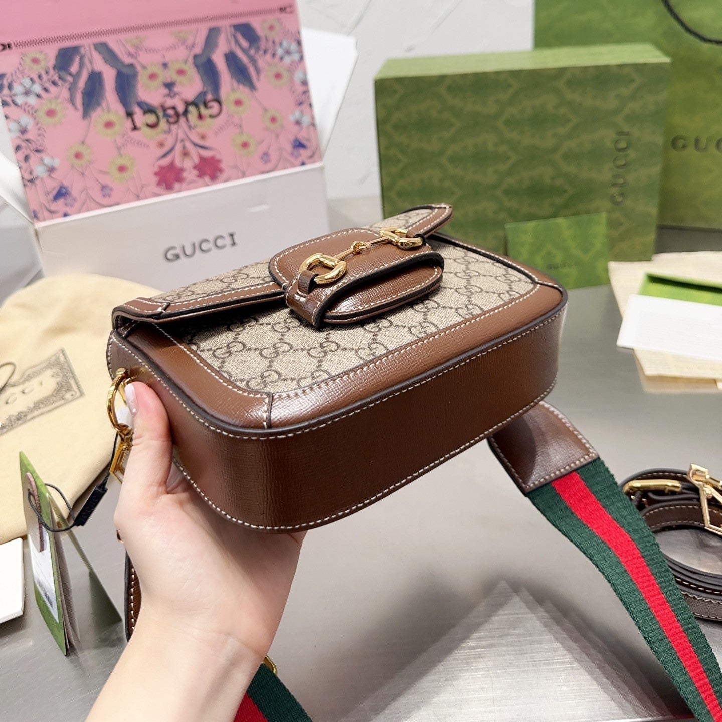Pronta Entrega – Bolsa Modelo Gucci mini Alça color com detalhe Horsebit 1955