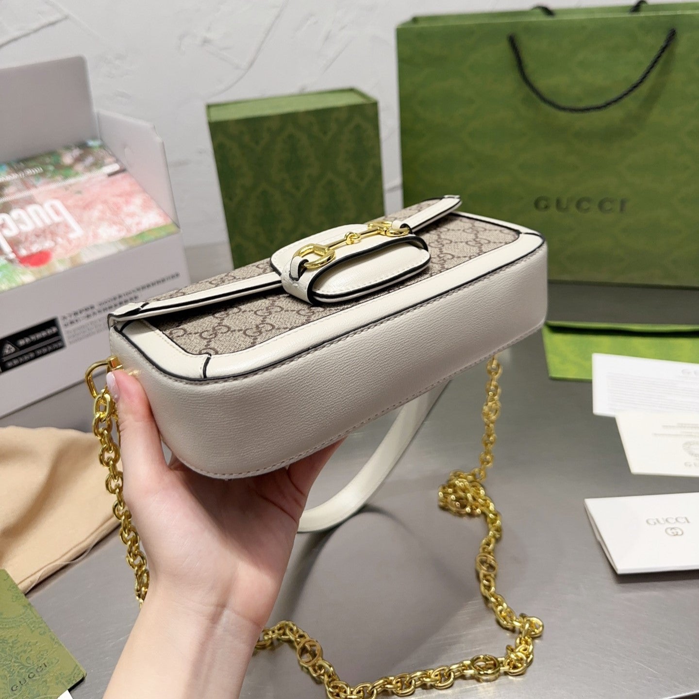 Pronta Entrega – Bolsa Modelo Gucci mini com detalhe Horsebit 1955 Branco