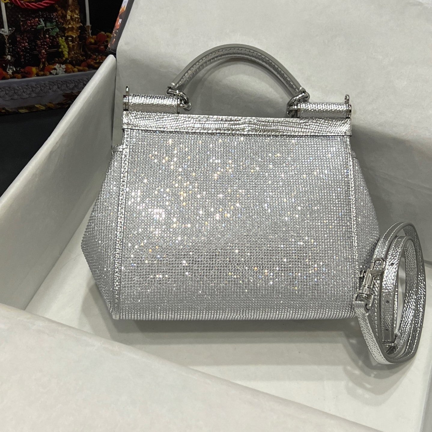 Pronta Entrega – Bolsa Modelo Dolce & Gabbana tiracolo com Cristais Sicily KIM