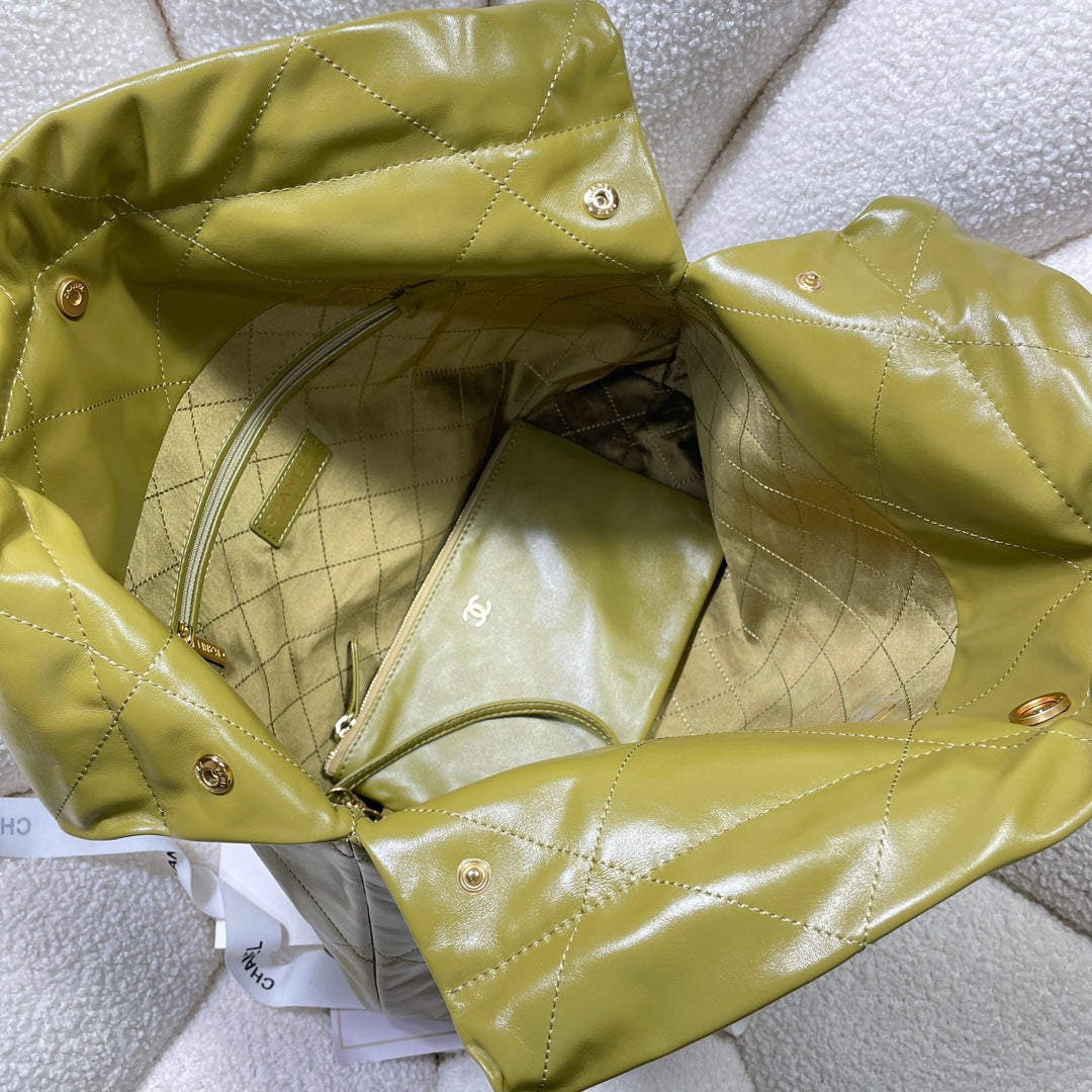 Pronta Entrega – Mochila Modelo Chanel 22