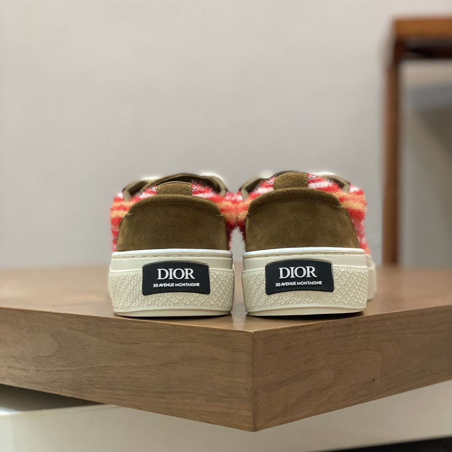 Pronta Entrega – Tênis Modelo Dior