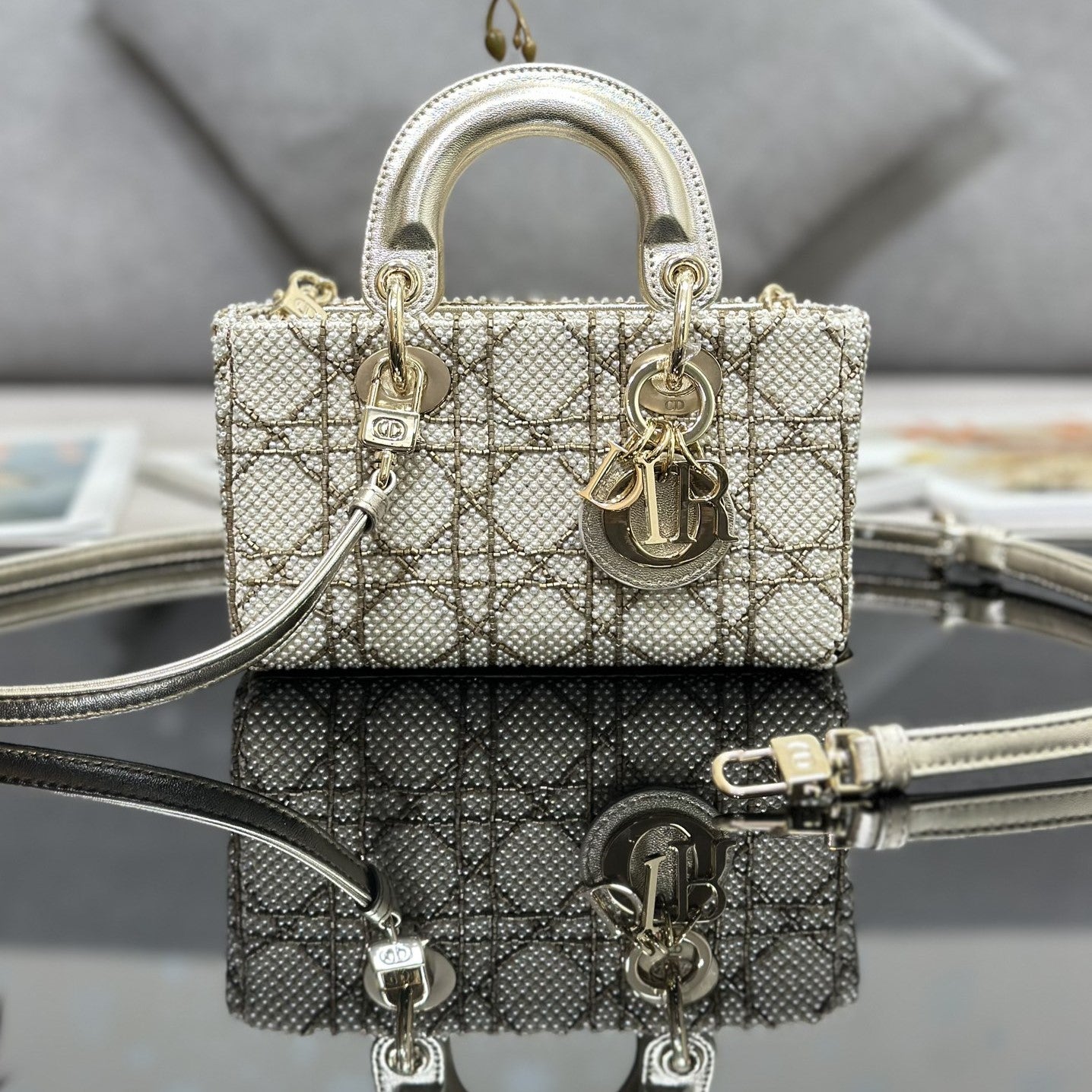 Pronta Entrega – Bolsa Modelo Dior Lady Gold