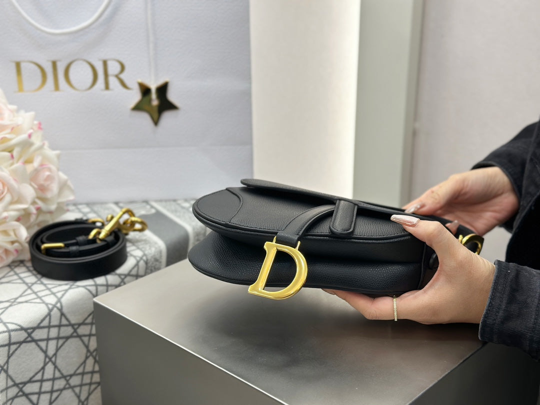 Pronta Entrega – Bolsa Dior Saddle Míni com Alça