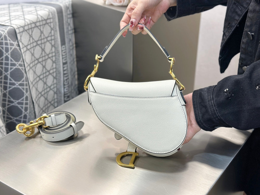 Pronta Entrega – Bolsa Dior Saddle Míni com Alça